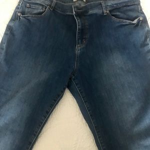 Modern Skinny zipper ankle jeans